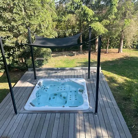 Chez Arthur * マルシュ・アン・ファメンヌ